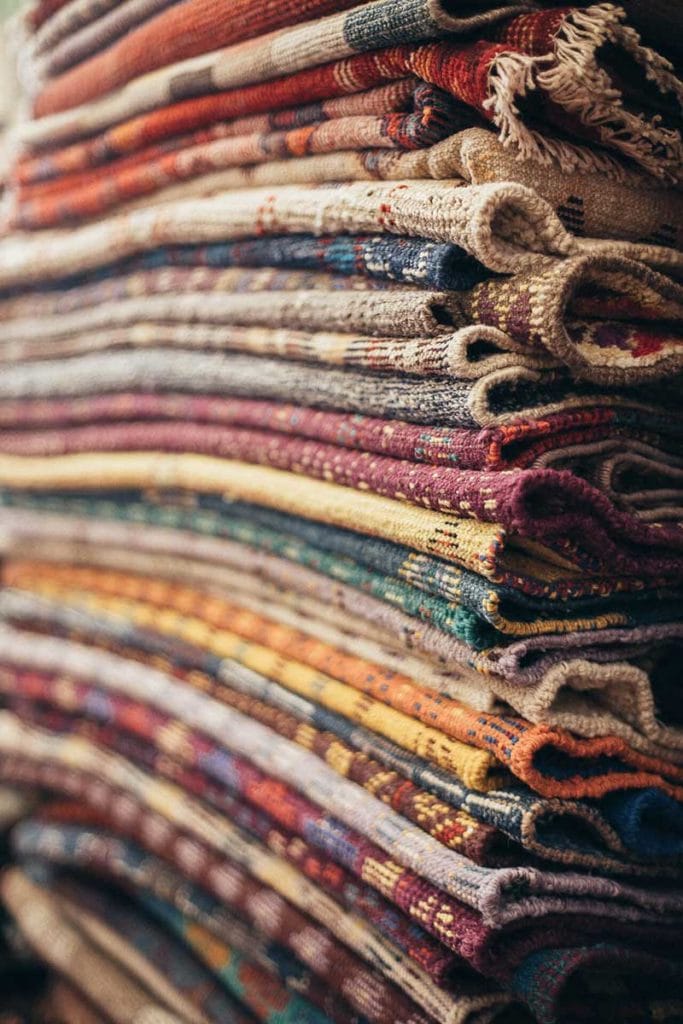 Lavaggio per ravvivare i colori del tappeto